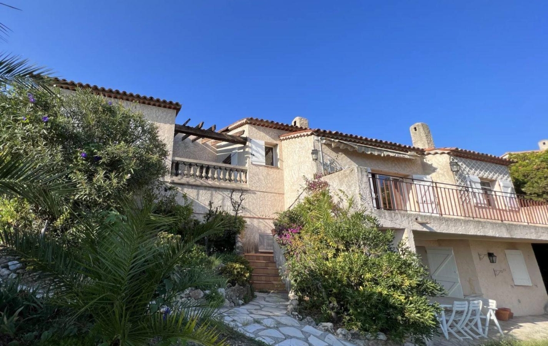 ESTATE SERVICE : Maison / Villa | VALLAURIS (06220) | 158 m2 | 1 300 000 € 